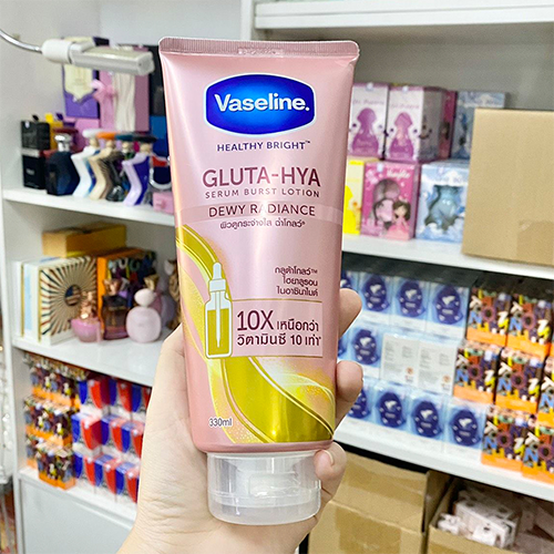 sữa-dưỡng-thể-Vasaline-10x-màu-hồng